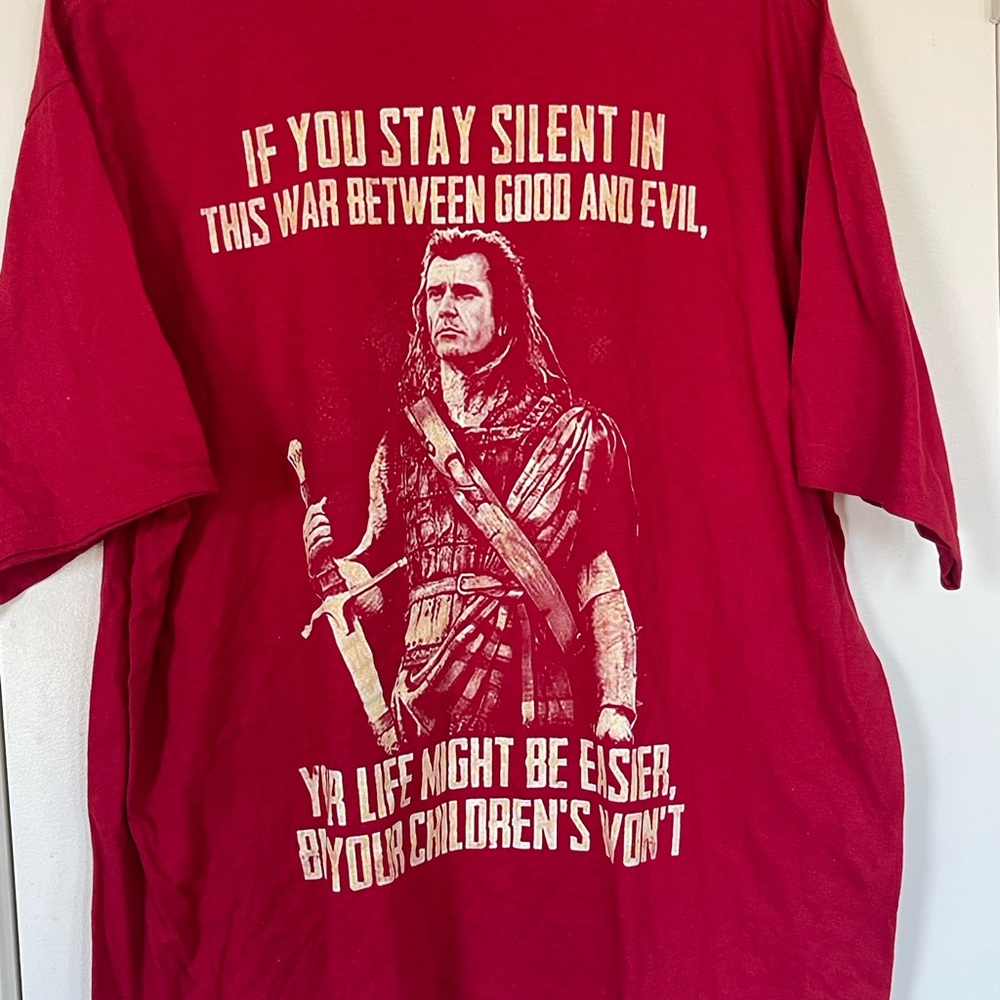 New red unisex tshirt size XL